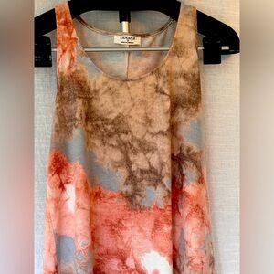 Zenana Outfitters Women's Size Small tank